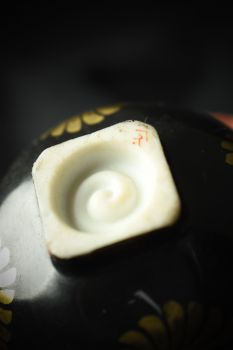 Две чашечки для саке.