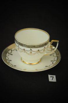 Кофейный набор (Модерн с эл. Ампира, фарфор, разд. золотом, Moritz Zdekauer, 1919-1939)